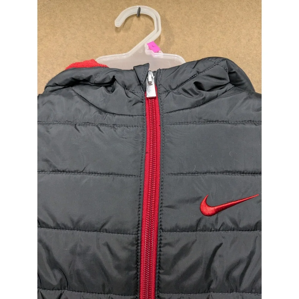 Nike Kids Puffer Jacket Black Red Hooded Full Zip Fleece Lined 4T 633731-023